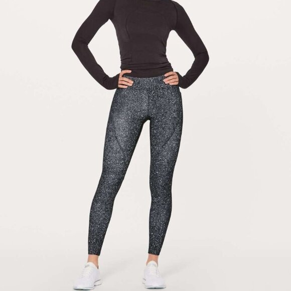 Lululemon Lead The Pack Tight Black & White Womens Size 4 - Picture 1 of 8